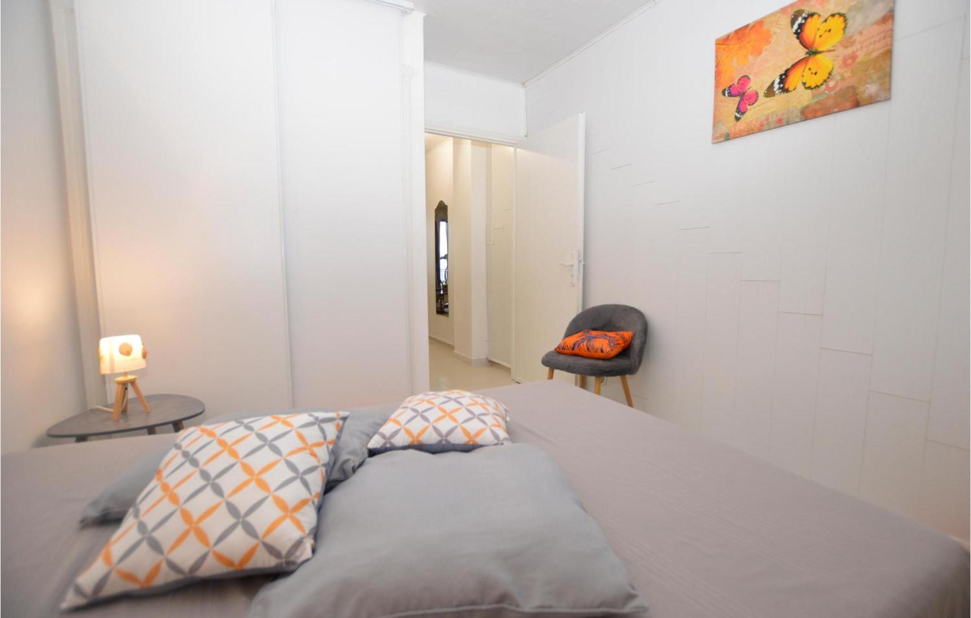 Cozy Apartment In Propriano With Kitchen Eksteriør bilde