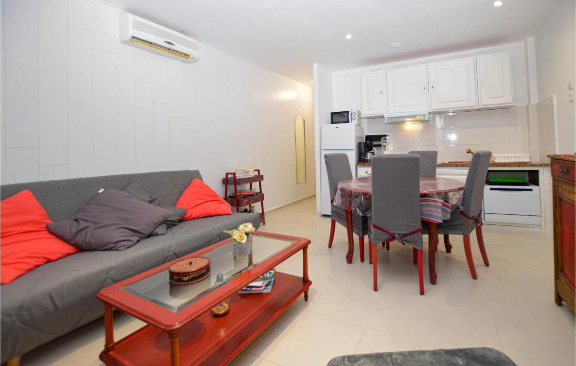 Cozy Apartment In Propriano With Kitchen Eksteriør bilde